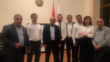 «Ելք» խմբակցությունն ԱԺ-ում է, սպասում են վարչապետին