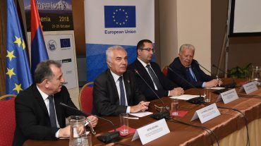 Մեկնարկել է «Քիմիայի սահմանները, Հայաստան» միջազգային գիտաժողովը