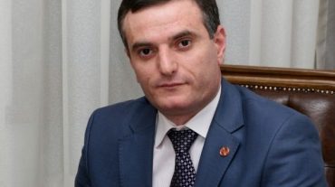Պարոնա՛յք նոր իշխանության ներկայացուցիչներ, լրջանալու պահն է. Արտակ Զաքարյան