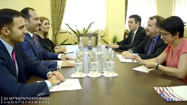 Արդարադատության նախարարն ընդունել է Հայաստանում դիվանագիտական առաքելությունն ավարտող Ռիչարդ Միլսին