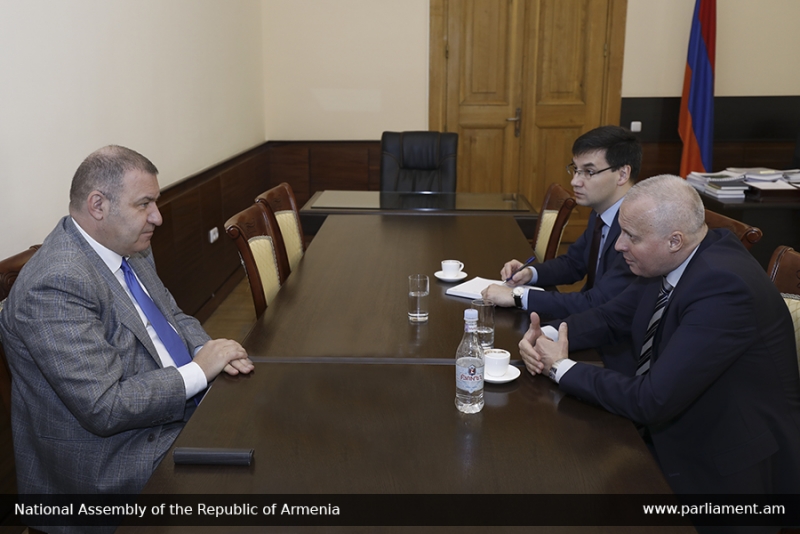 Միքայել Մելքումյանն ընդունել է ՀՀ-ում ՌԴ դեսպանին