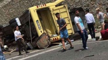Թուրքիայում ավտոբուս է կողաշրջվել․ կան զոհեր
