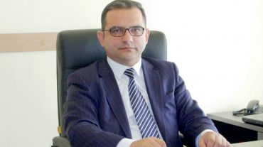 Հիմա էլ նախարար Տիգրան Խաչատրյանն է որոշել Սուրեն Կարայանի լավության տակից դուրս գալ․ «Իրավունք»