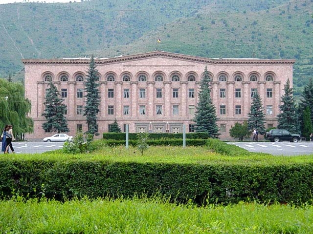 Լոռու փոխմարզպետն աշխատանքից ազատման որոշում է կայացրել