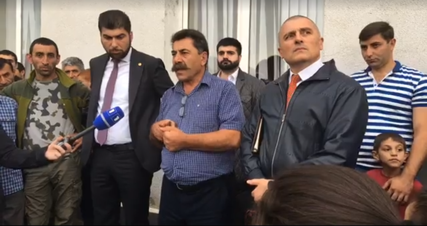 Ուրցաձորի 19 տարվա համայնքապետը հրաժարական կտա ու կմասնակցի գյուղապետի արտահերթ ընտրություններին
