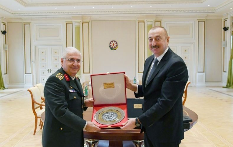 Բաքվում է Թուրքիայի բանակի ղեկավարը․ սպասվում է նաև Վրաստանի պաշտոնակցի այցը և եռակողմ հանդիպում