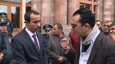 Մեր ակցիան վարչապետի դեմ չէ. ցույց Նորքի զինված խմբի ղեկավարի ազատության համար