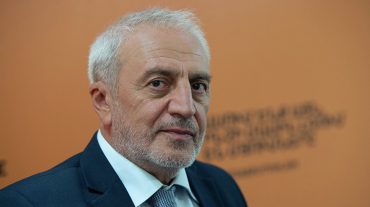 Արամ Մանուկյանը դեմ է ՀԱԿ-ի մասնակցությանը, հույս ունի՝ որդին կլինի ՔՊ ցուցակում. «Ժամանակ»