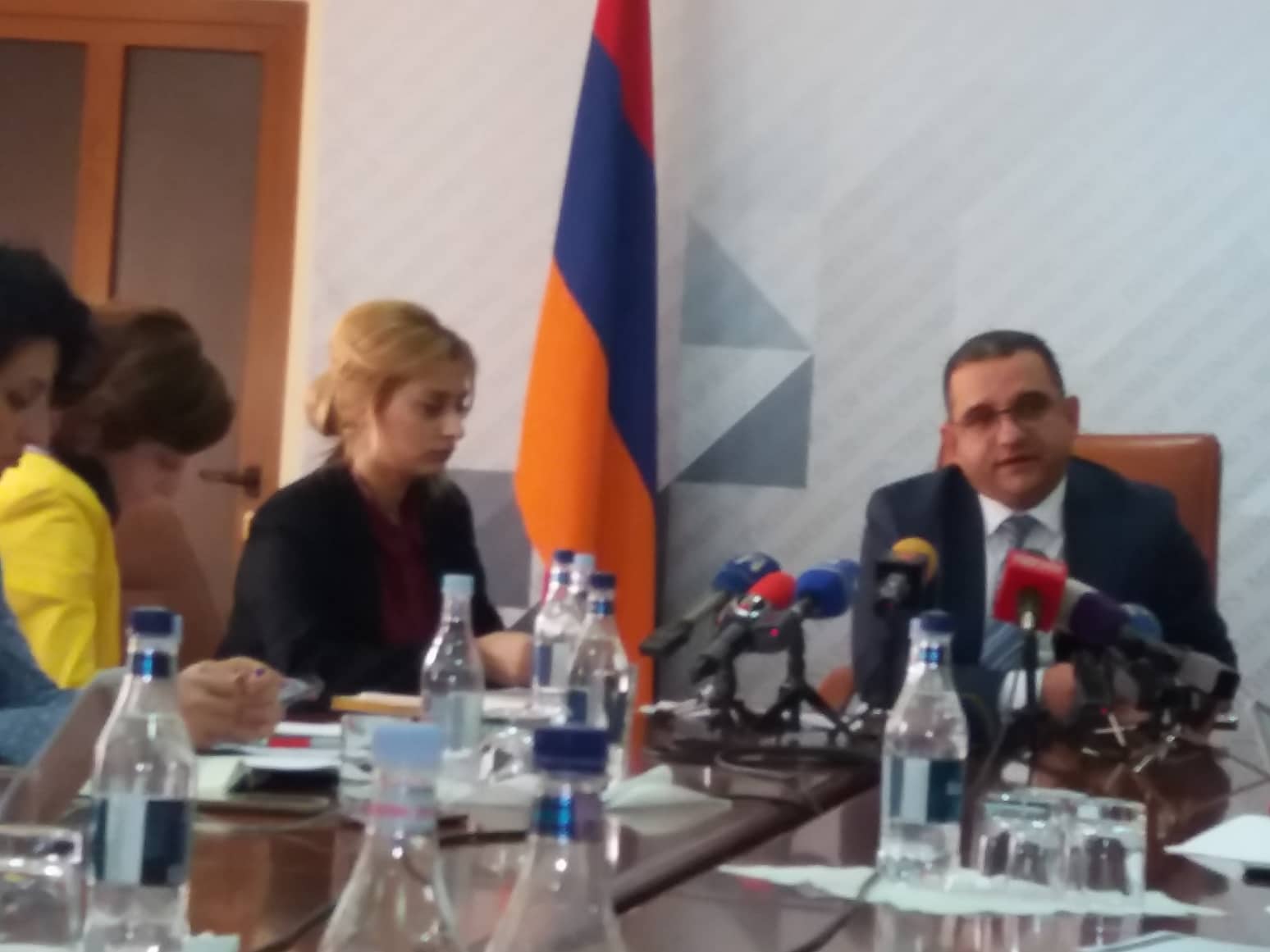 Ինչպիսի՞ն էր Հայաստանի տնտեսության վեց ամիսը. ամփոփում է նախարարի պաշտոնակատարը