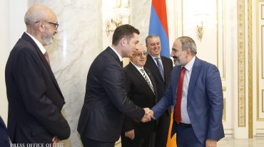 Փաշինյանը ՍԴՀԿ կենտրոնական վարչության անդամների հետ քննարկել է ՀՀ-ում տեղի ունեցող քաղաքական փոփոխությունները