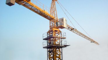 Բուսաբանական այգու մոտ մեքենան բախվել է վերամբարձ կռունկին. կան զոհեր