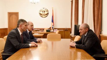 Բակո Սահակյանն ընդունել է ԱՀ ԱԺ փոխնախագահին և ՀՅԴ Արցախի կենտկոմի ներկայացուցչին