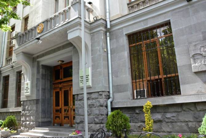Հայաստանի պետական տնտեսագիտական համալսարանի Գյումրու մասնաճյուղում և Գյումրու թիվ 37 դպրոցում կոռուպցիոն չարաշահումների դեպքերով քրգործեր են հարուցվել