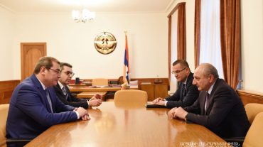 Բակո Սահակյանն ընդունել է ՊԵԿ նախագահին և նրա տեղակալ Միքայել Փաշայանին