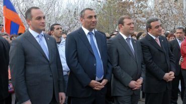 Ընտրություններին Սամվել Ալեքսանյանը կաշխատի ՔՊ-ի թեկնածուների համար՝ «զոհաբերելով» իր փեսային․ «Հրապարակ»