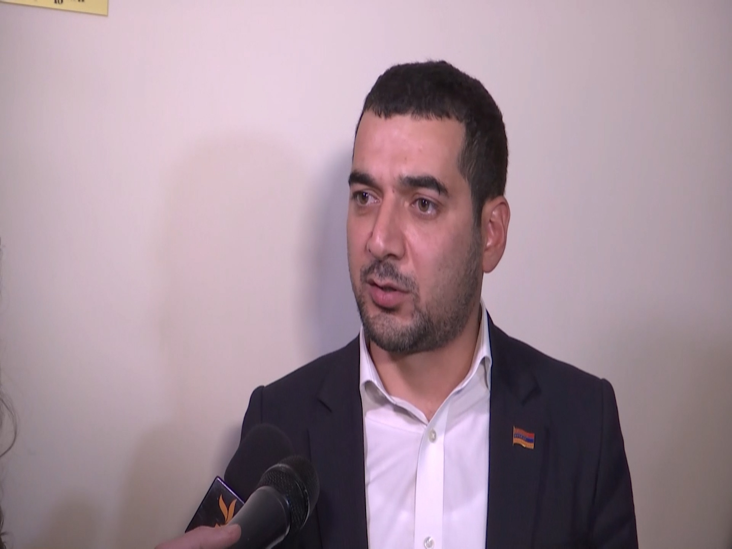 Եթե ռեբրենդինգ անեին, գուցե այնտեղ կլինեին պատգամավորներ, որ արժեր լինեին ԱԺ-ում. Հրաչյա Հակոբյան