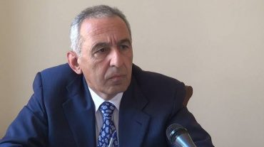 Մեր աղքատությունն ինչքա՞ն է կրճատվելու. Հակոբ Հակոբյանը՝ կառավարության ներկայացուցիչներին
