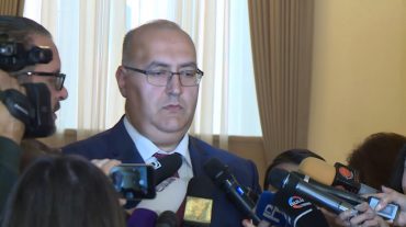 Ո՞ւմ հաշվին է նախարարի պաշտոնակատարը մեկնել Փարիզ. Գարեգին Բաղրամյանի պարզաբանումը
