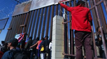 Ավելի քան 40 մարդ բերման է ենթարկվել ԱՄՆ-Մեքսիկա սահմանն ապօրինի հատելու պատճառով