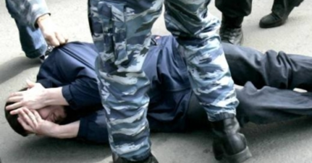 Արտաշատի զինկոմիսարիատում կապիտանը կոտրել է քաղաքացու քիթը