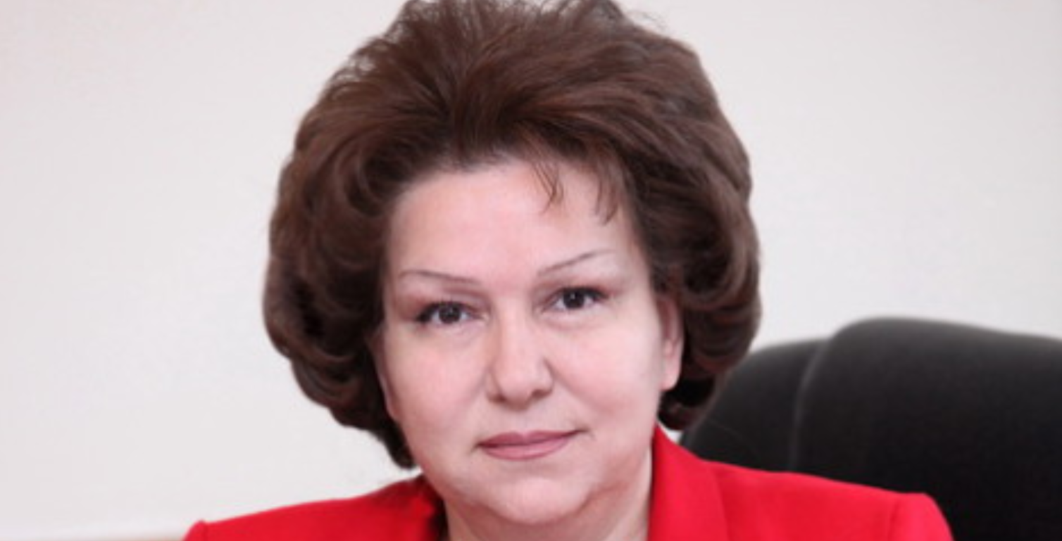 Հերմինե Նաղդալյանը դուրս է գալիս ընտրապայքարից