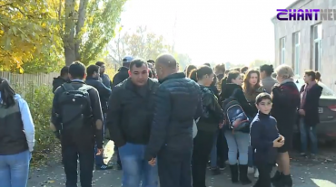 17 ուսուցիչ ընդդեմ դպրոցի տնօրենի. լարված վիճակ Դաշտ գյուղում