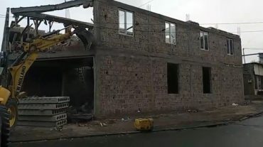 Այսօր Երևանում քանդված շինությունը հակասությունների պատճառ է դարձել