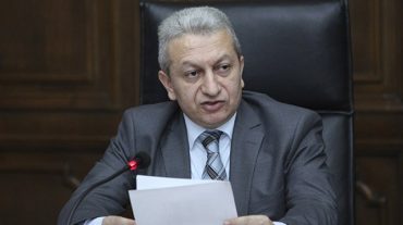 Փողը երբեք շատ չի լինում. Ատոմ Ջանջուղազյան
