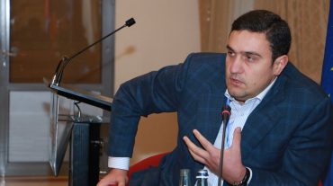 Արթուր Ղազինյանը պատրաստվում է ձևավորել ցենտրիստական և պետականակենտրոն քաղաքական ուժ