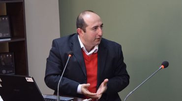 50 հազար մարդկանց կրճատման մասին խոսողներին ասեմ, որ կառավարման մարմիններում աշխատողների թիվը 18400 է․ Արտակ Մանուկյան