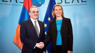 Զոհրաբ Մնացականյանը հանդիպեց Ֆեդերիկա Մոգերինիին