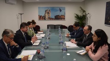 Զոհրաբ Մնացականյանն իր սլովակ գործընկերոջն է ներկայացրել Արցախյան հիմնախնդրի հանգուցալուծման վերաբերյալ Հայաստանի դիրքորոշումը