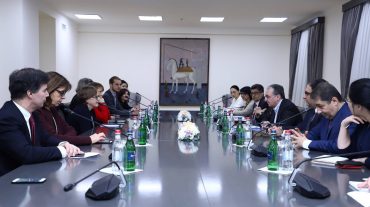 Զոհրաբ Մնացականյանն ընդունել է Եվրոպական խորհրդարանի դիտորդական առաքելության անդամներին