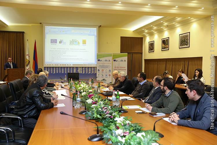 Մայրաքաղաքի բազմաբնակարան 90 շենք կունենա արևային մարտկոց