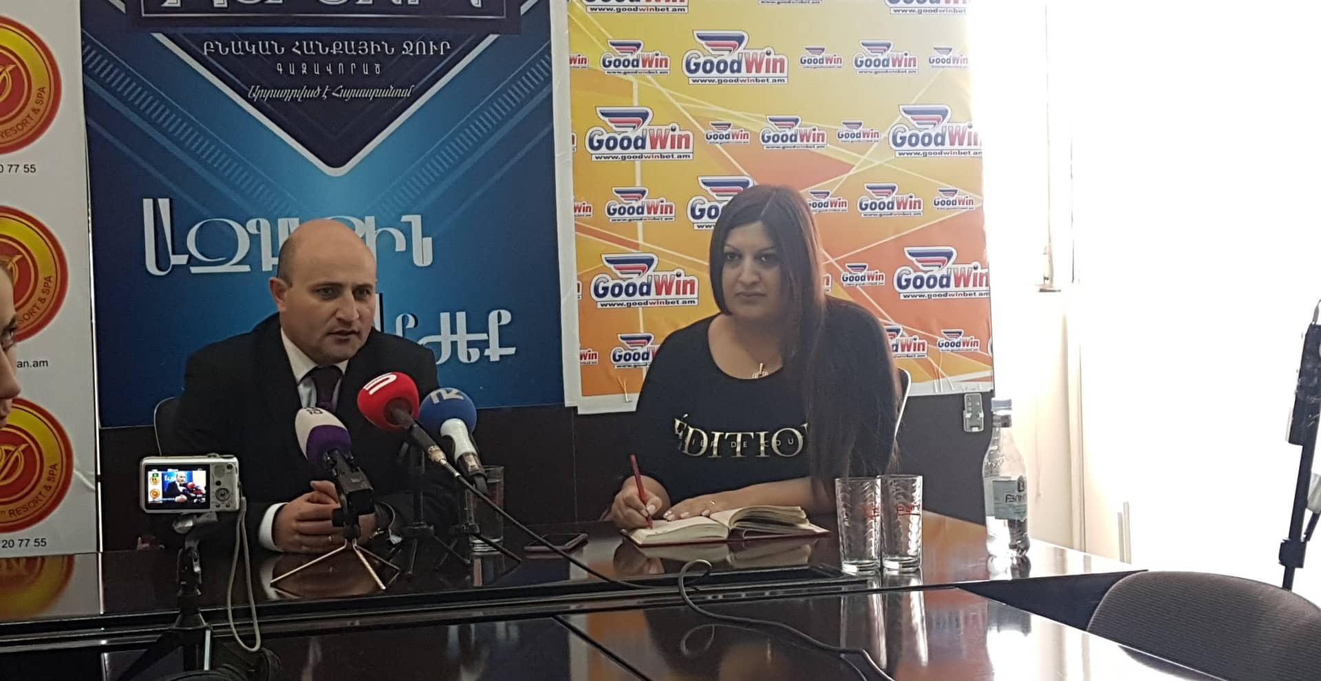 Մեխակ Ապրեսյանն արձագանքում է ԱՄՆ-ի այն հայտարարությանը, թե Հայաստանում նախատոնական օրերին հարկավոր է զգուշավորություն ցուցաբերել