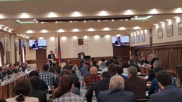 Ավտոկայանատեղիների հարցը Երևանի ավագանու օրակարգում է