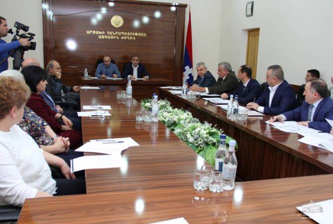 Արցախի ԱԺ «Վերածնունդ» խմբակցությունը խորհրդարանական լսումներ է սկսել