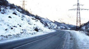 Ծանրաքաշ և կցորդիչով տրանսպորտային միջոցների համար Վարդենյաց լեռնանցքը դժվարանցանելի է