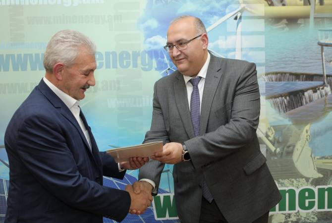 Գարեգին Բաղրամյանը պատվավոր կոչումներ է հանձնել էներգետիկայի ոլորտի վաստակաշատ աշխատակիցներին