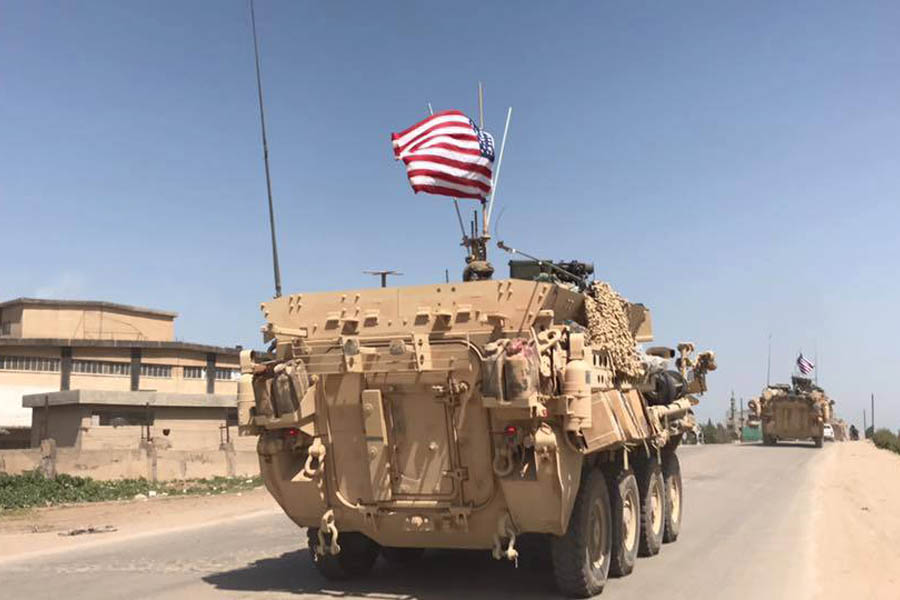 ԱՄՆ-ը զորքերը Սիրիայից տեղափոխում է Իրաք՝իրենց հետ տանելով ծանր տեխնիկայով 30 թրեյլեր եւ «Համերներ»
