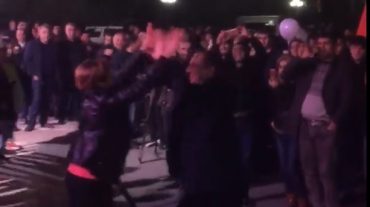 Արծվիկ Մինասյանը յարխուշտա է պարում