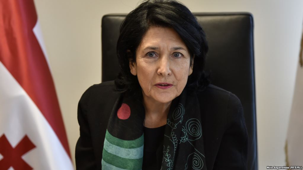 Զուրաբիշվիլին խնդրել է խորհրդարանին երկարաձգել առաջին նախագահ Գամսախուրդիայի մահվան հետաքննությունը