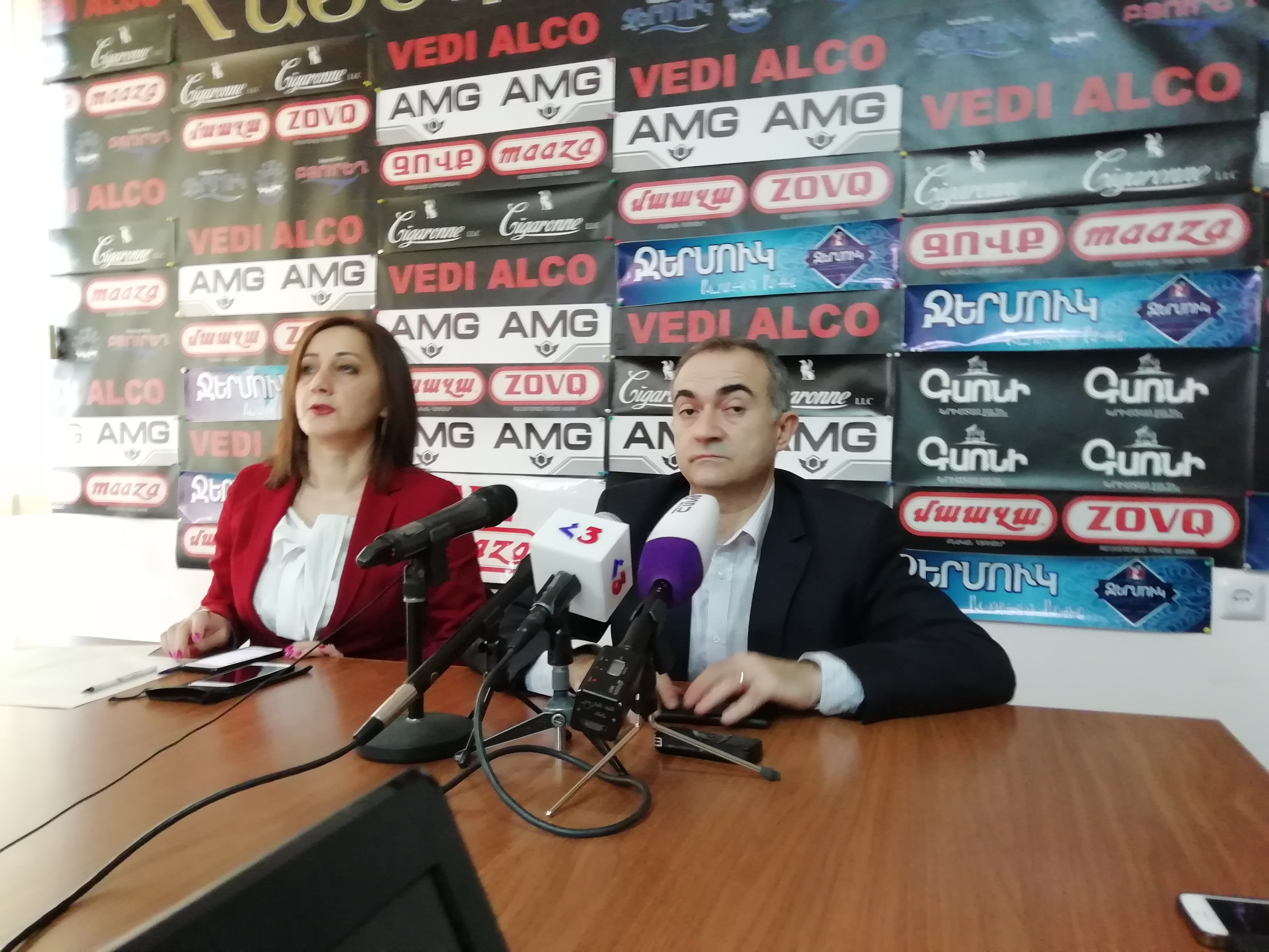 Բռնենք Ստանիսլավ Զասին ծեծե՞նք. Թևան Պողոսյան
