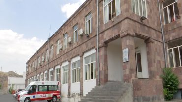 Ամանորին սննդից ու ոգելից խմիչքներից արդեն գրեթե չեն թունավորվում. Շտապ բուժօգնության ծառայություն