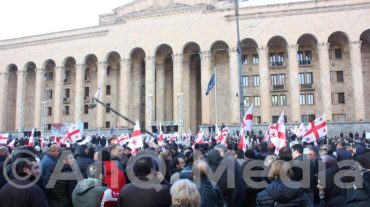 «Վրաստանը նախագահ չունի». ընդդիմությունն արտահերթ ընտրություններ է պահանջում