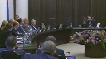 Աջ ղեկով մեքենաները մաքսազերծելու նոր կարգ է սահմանվել