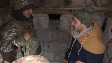 Նրանք զգոն են, վստահ, հպարտ. Մխիթար Հայրապետյանն այցելել է առաջնագծում ծառայող զինծառայողներին