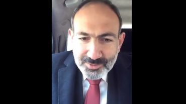 Փաշինյանն ընթերցել է Կապուտիկյանի «Հայոց աշխարհը» և ֆլեշմոբի անցկացման կոչ արել