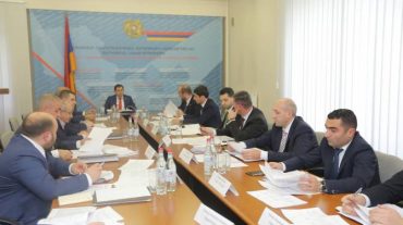Սուրեն Պապիկյանը տարեմուտի առաջին խորհրդակցությունն է անցկացրել ՀՀ մարզպետների մասնակցությամբ