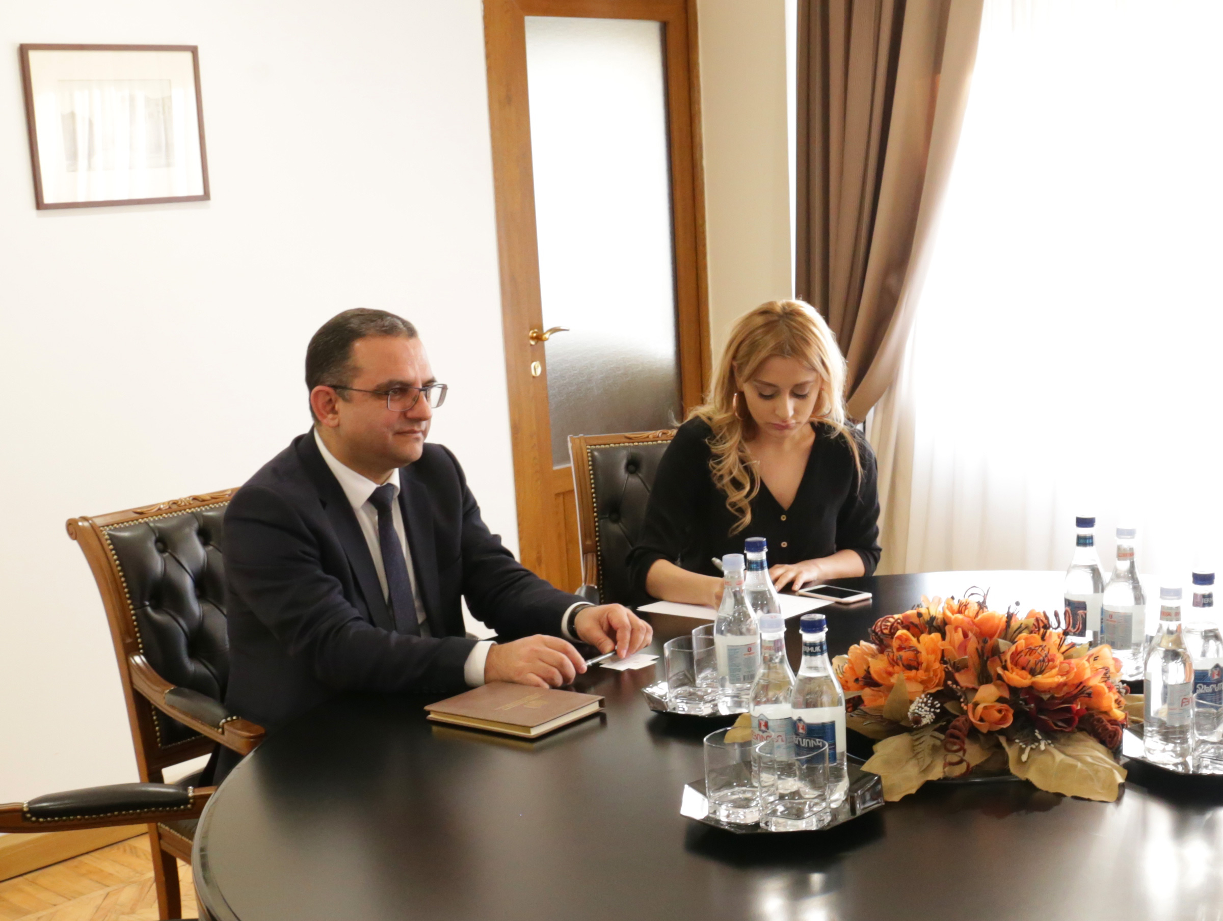 Տիգրան Խաչատրյանն ընդունել է Հայաստանում Թունիսի դեսպանին